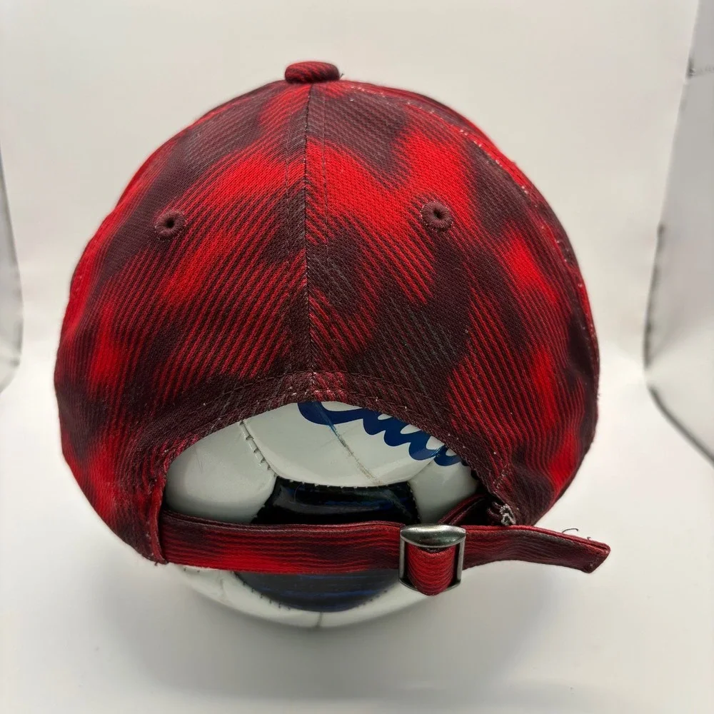 Under Armour Youth Red Black Abstract‎ Print Adjustable HeatGear Baseball Hat